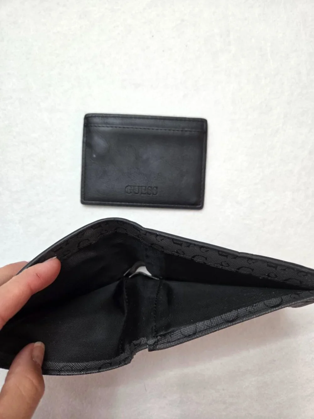 GUESS Monogram Carter Billfold Black Gray Coal Bifold Wallet Removable ID Holder